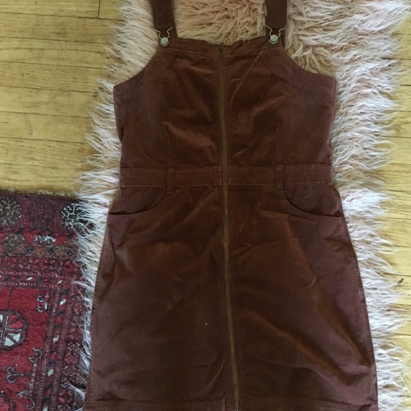 American Eagle Outfitters Dresses & Skirts - Stretchy, sexy corduroy dress